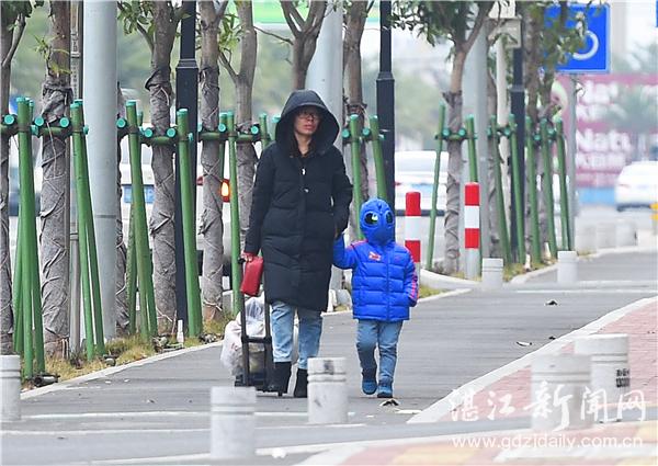 港城镇天气预报更新通知